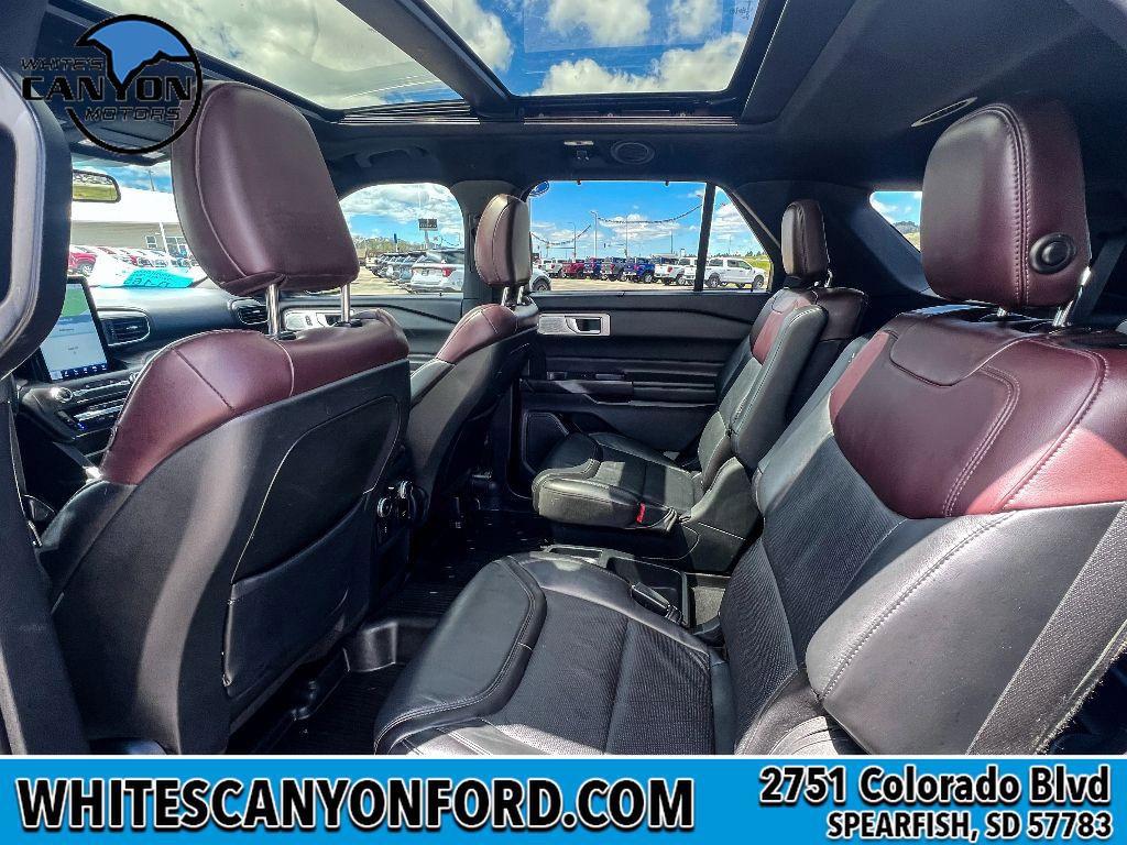Certified 2020 Ford Explorer Platinum w/ Premium Technology Package AWD/4WD image 8