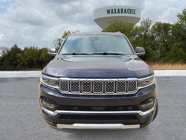 Used 2024 Jeep Grand Wagoneer Series III AWD/4WD image 2