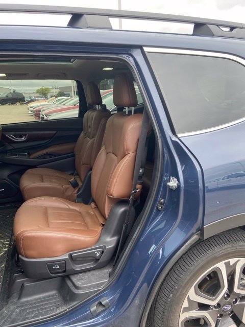 Used 2023 Subaru Ascent Touring AWD/4WD image 10