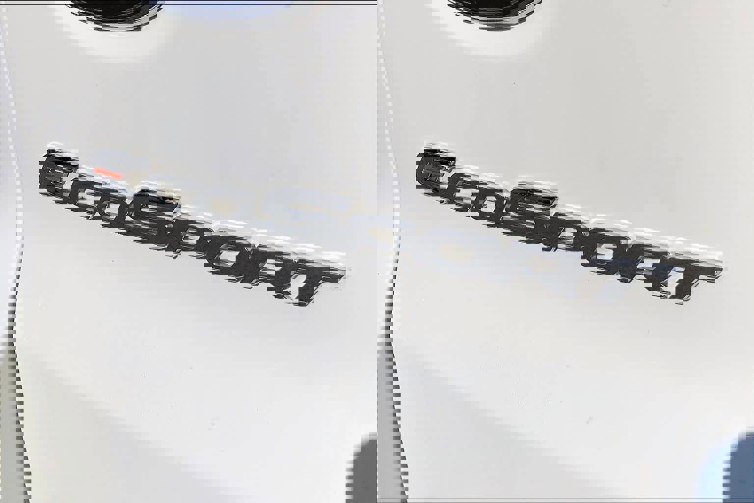 Certified 2018 Ford EcoSport S image 30