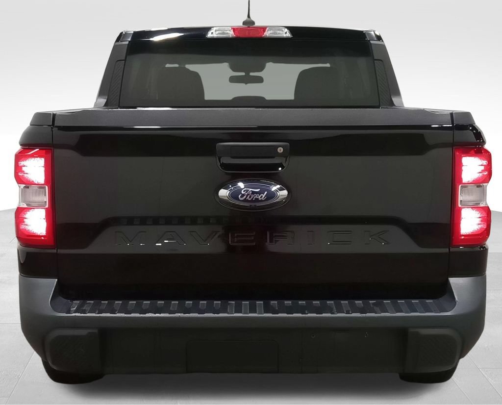Certified 2023 Ford Maverick XLT FWD image 4