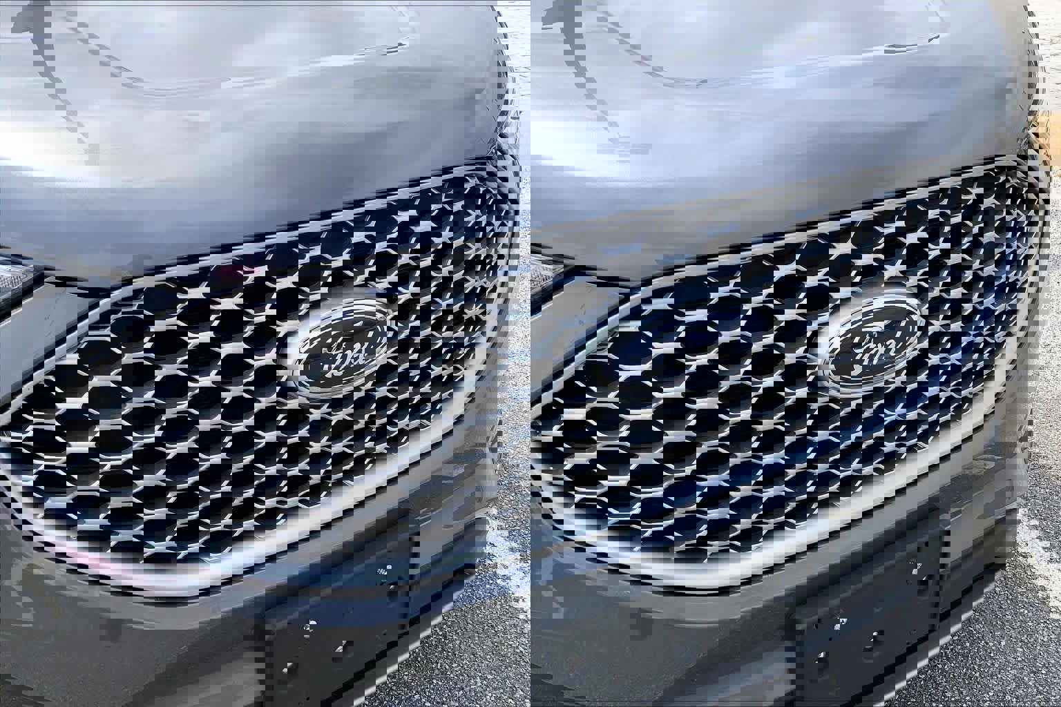 Certified 2024 Ford Edge SEL image 29