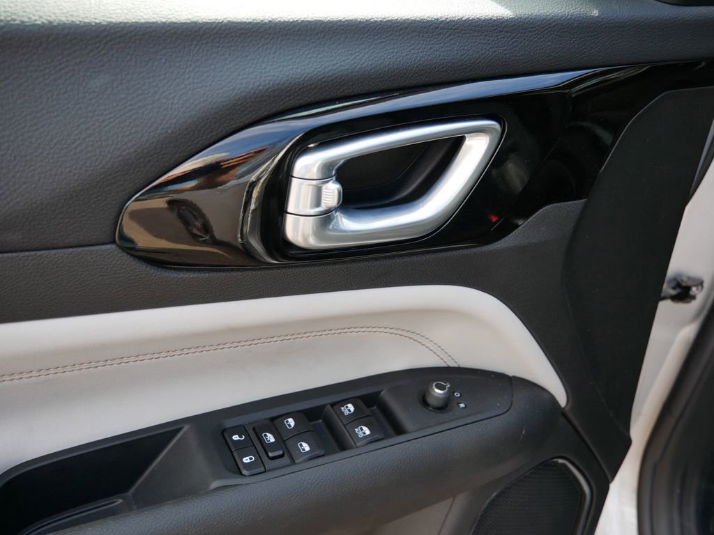 Used 2024 Jeep Compass Limited image 15