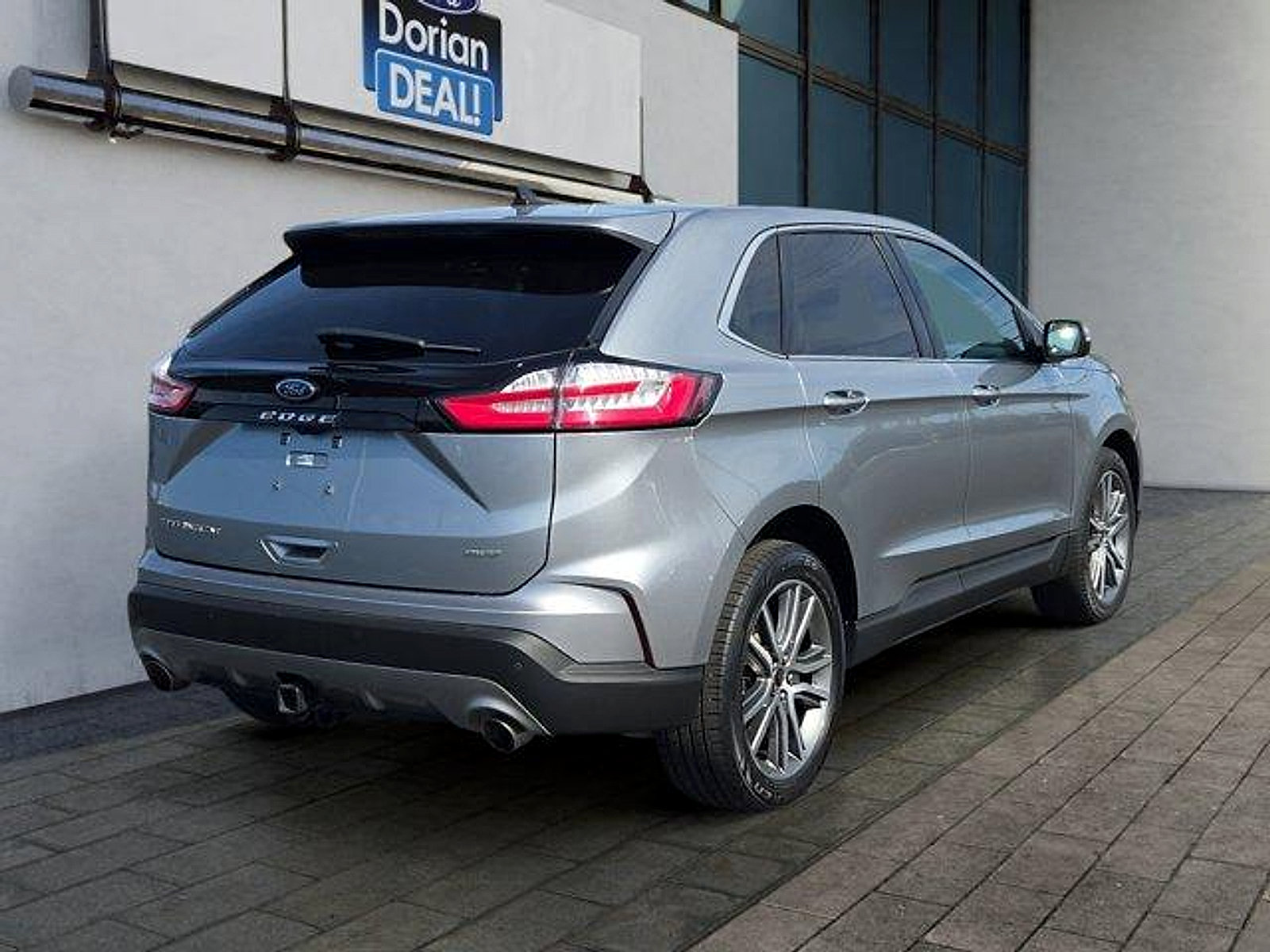 Certified 2023 Ford Edge Titanium w/ Class II Trailer Tow Package AWD/4WD image 3