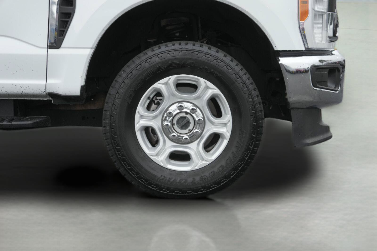 Certified 2023 Ford F250 XLT w/ 360-Degree Camera Package AWD/4WD image 4