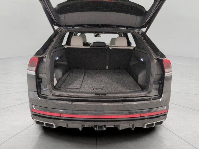 Used 2025 Volkswagen Atlas Cross Sport SEL Premium R-Line AWD/4WD image 16