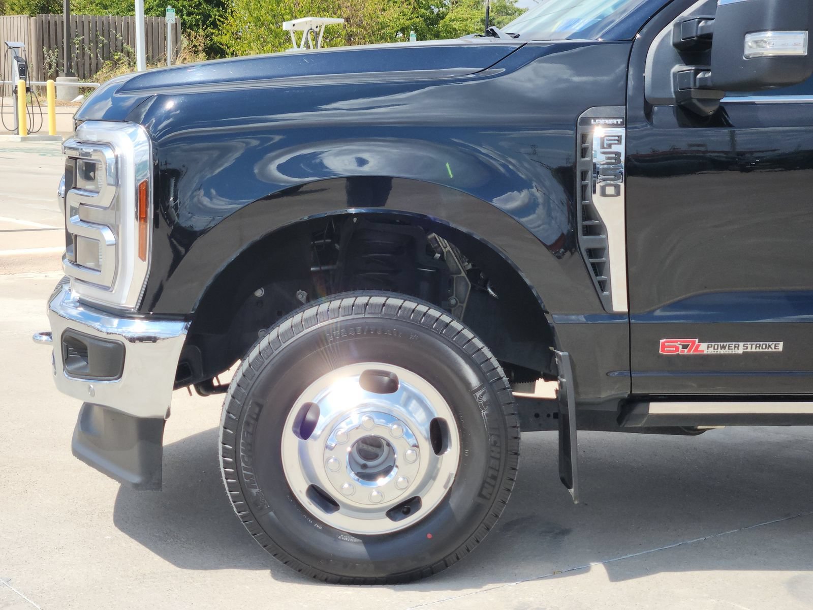 Certified 2024 Ford F350 Lariat w/ Lariat Ultimate Package AWD/4WD image 10