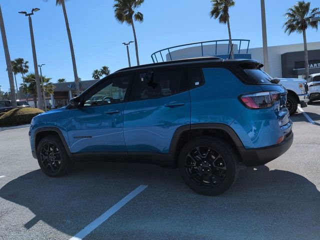 Used 2024 Jeep Compass Latitude w/ Altitude Special Edition image 6