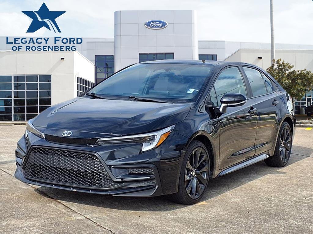 Used 2023 Toyota Corolla SE video 1