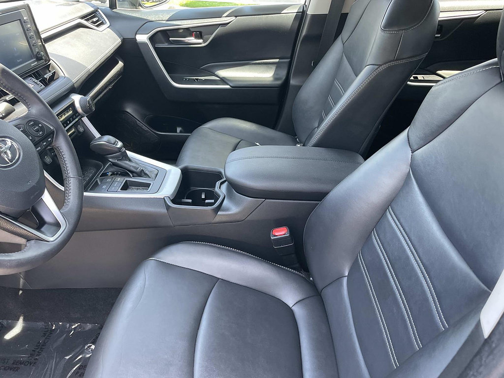 Used 2022 Toyota RAV4 XLE Premium FWD image 21