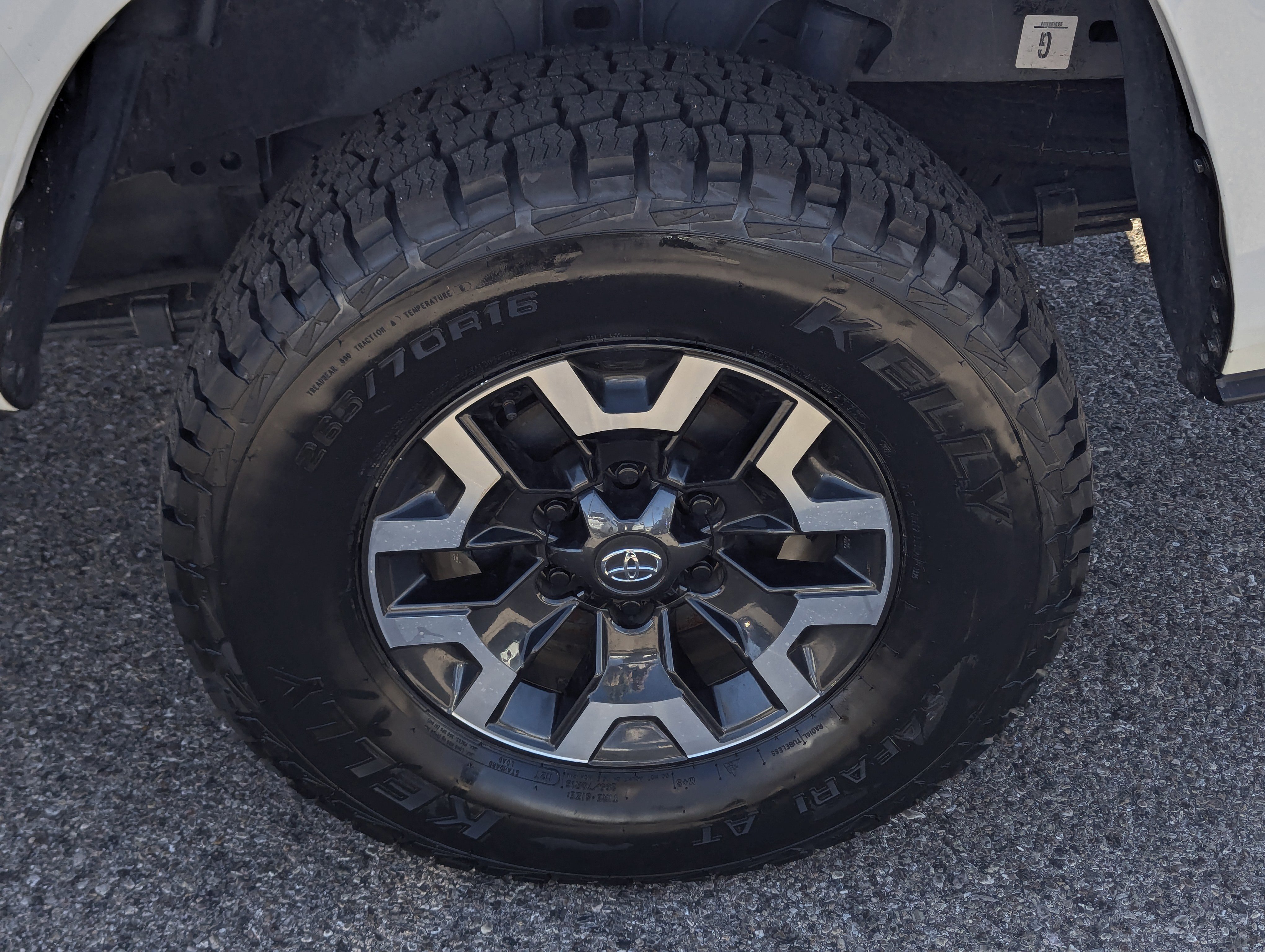 Used 2021 Toyota Tacoma SR image 7