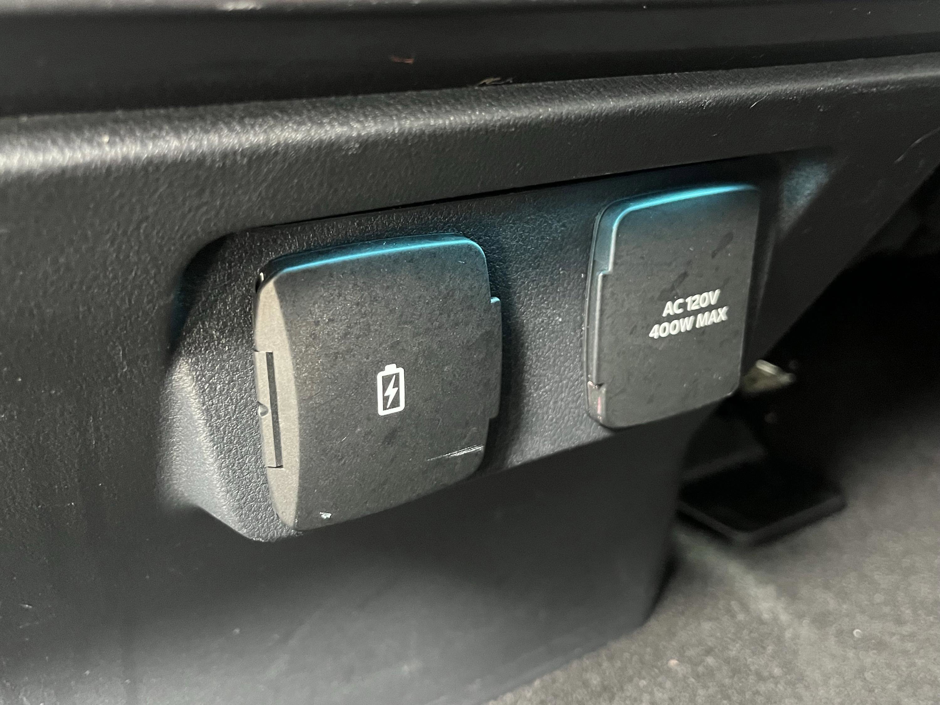 Certified 2023 Ford F150 XLT w/ Equipment Group 302A High image 27