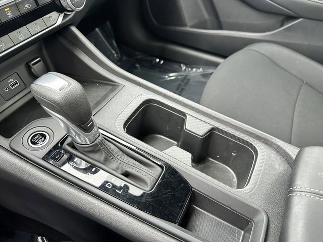 Used 2025 Nissan Sentra S FWD image 26