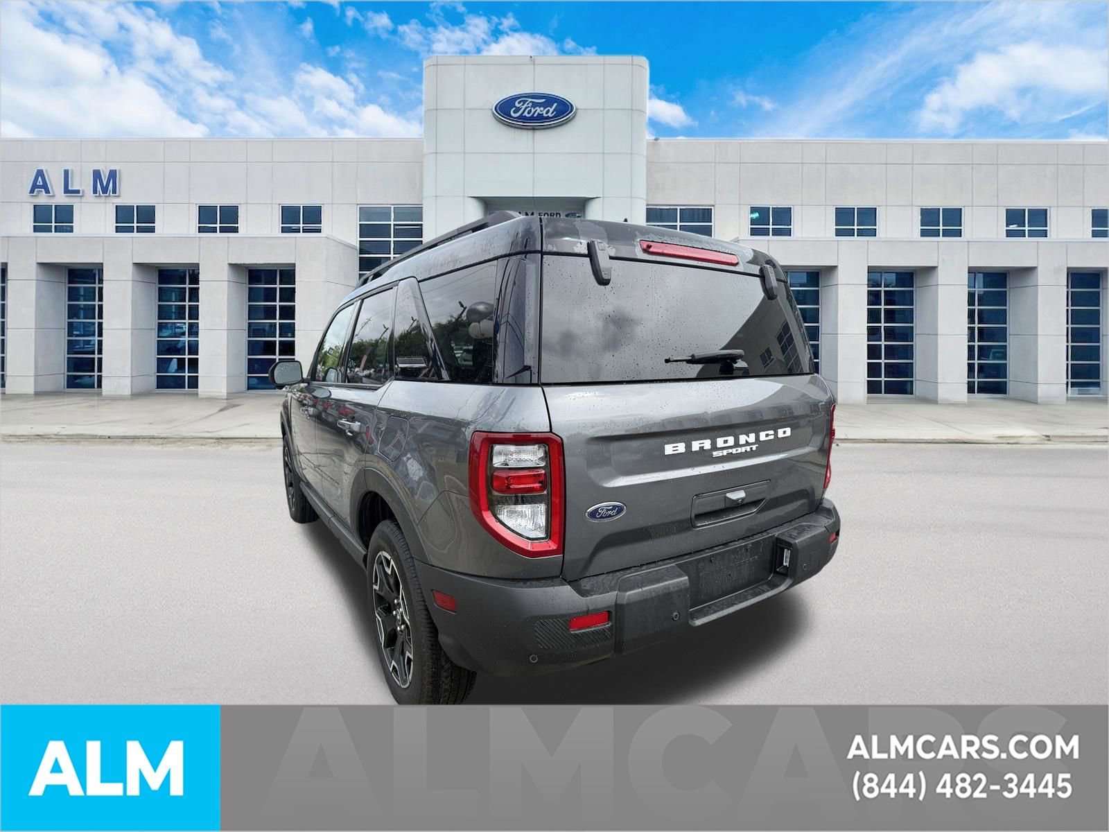 Certified 2025 Ford Bronco Sport Outer Banks w/ Outer Banks Tech Package+ AWD/4WD image 9