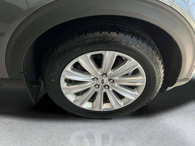 Certified 2023 Ford Explorer Limited AWD/4WD image 35