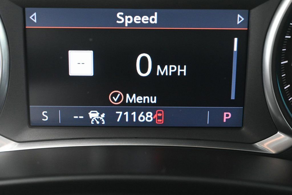 Used 2022 Chevrolet Equinox RS w/ Infotainment Package image 37