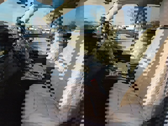 Certified 2021 Ford Explorer Platinum w/ Equipment Group 601A image 15