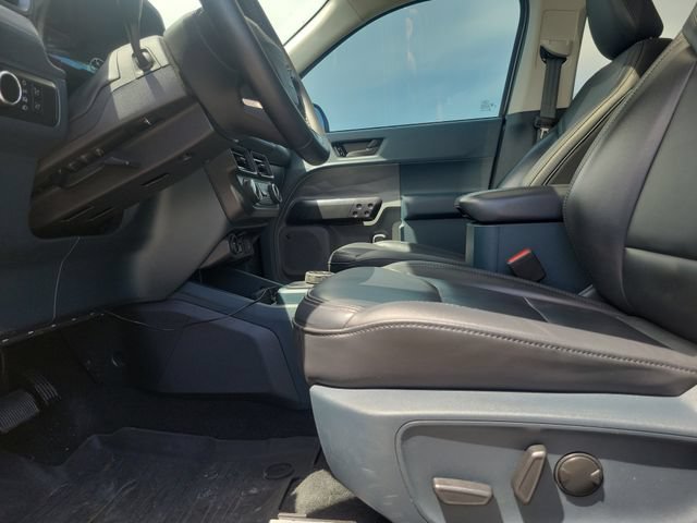 Certified 2023 Ford Maverick Lariat w/ Lariat Luxury Package FWD image 19