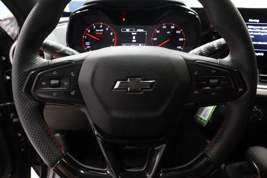 Used 2024 Chevrolet Trax RS w/ Driver Confidence Package image 31