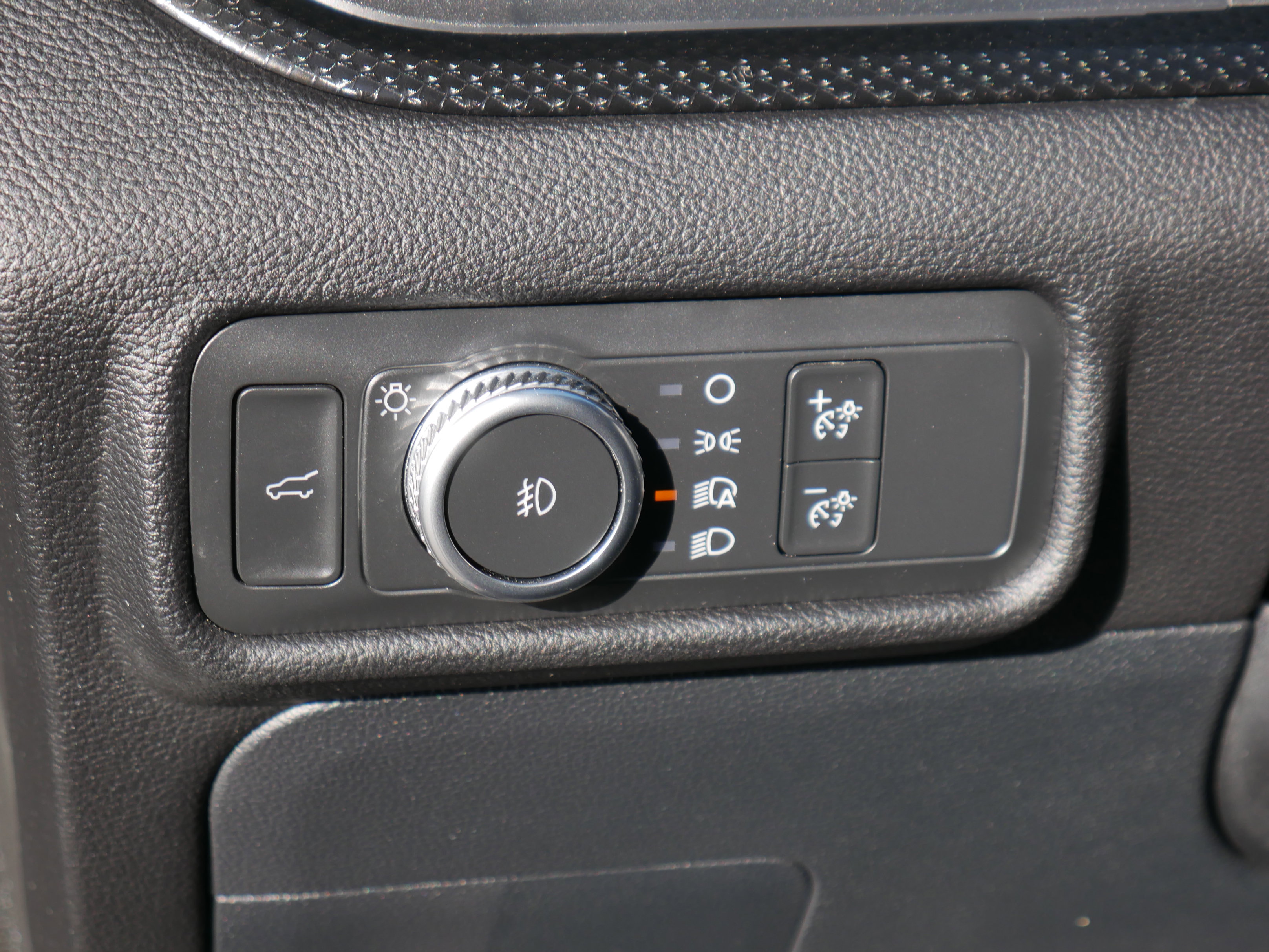 Certified 2021 Ford Explorer ST image 5