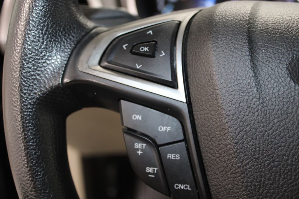 Certified 2020 Ford Fusion SE FWD image 22