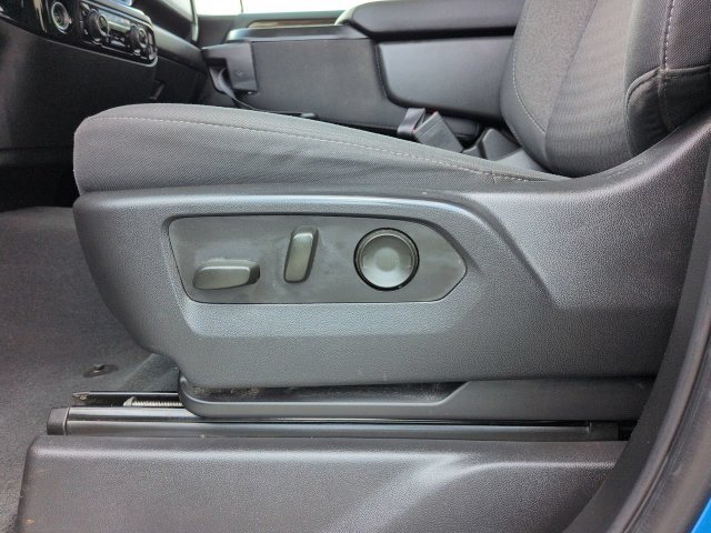 Used 2023 Chevrolet Silverado 1500 RST AWD/4WD image 24