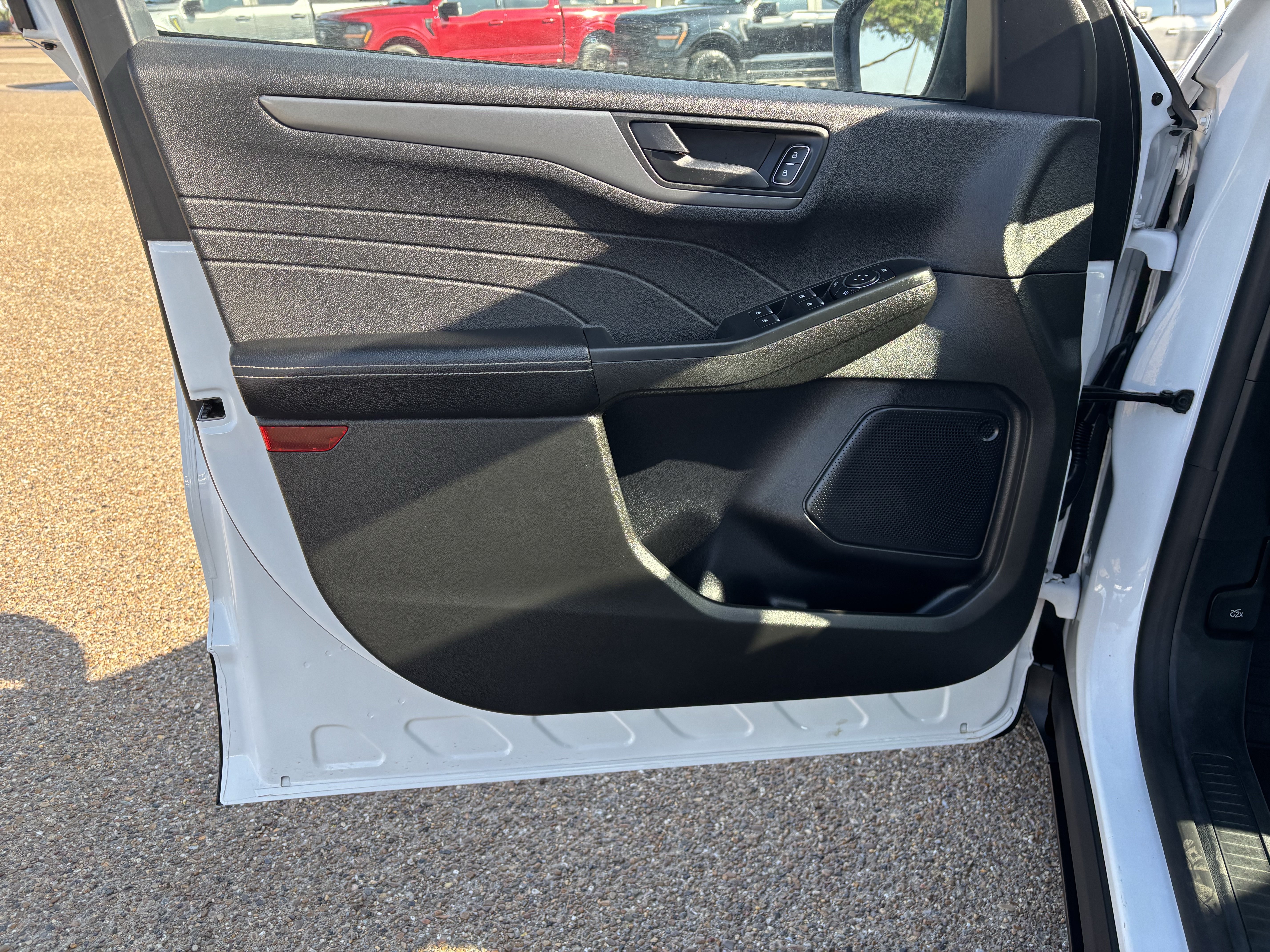 Certified 2024 Ford Escape Active FWD image 18