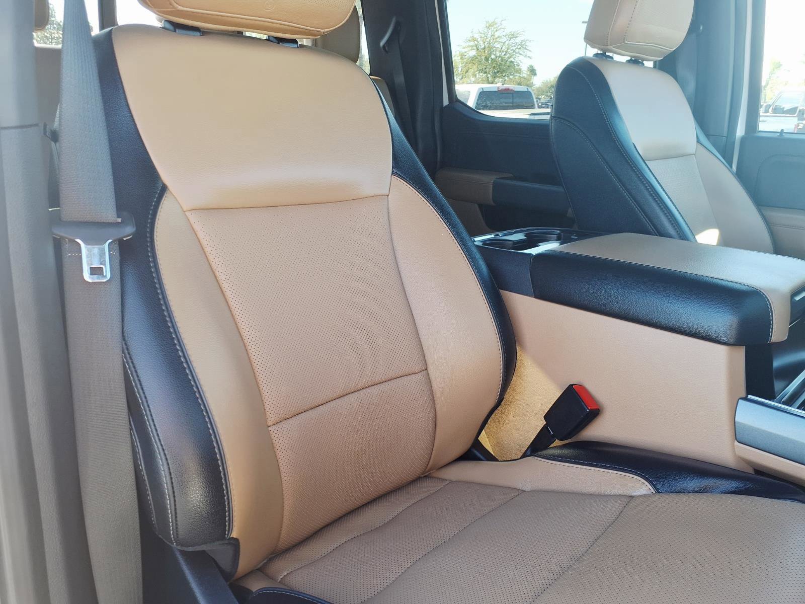 Certified 2023 Ford F250 Lariat w/ Lariat Ultimate Package image 12