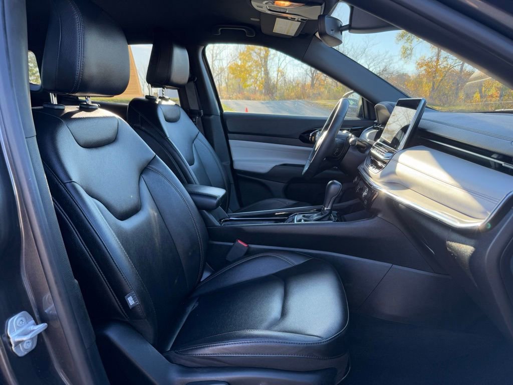 Used 2024 Jeep Compass Limited image 18