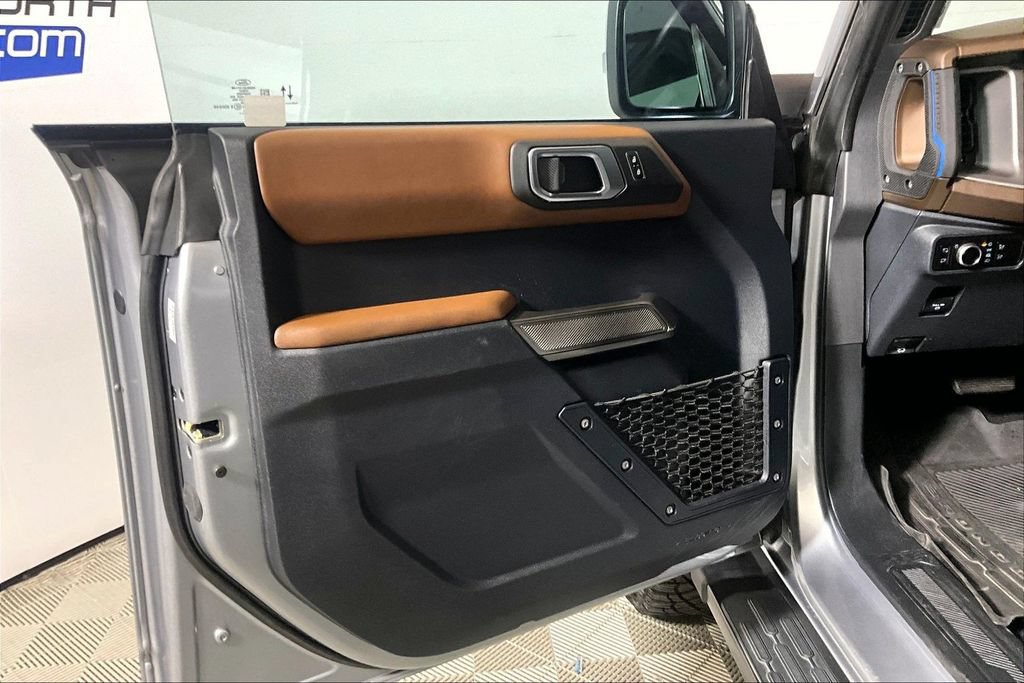 Certified 2023 Ford Bronco Outer Banks w/ Sasquatch Package AWD/4WD image 18