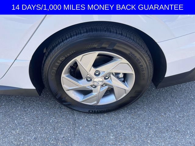Used 2025 Hyundai Sonata SE FWD image 6