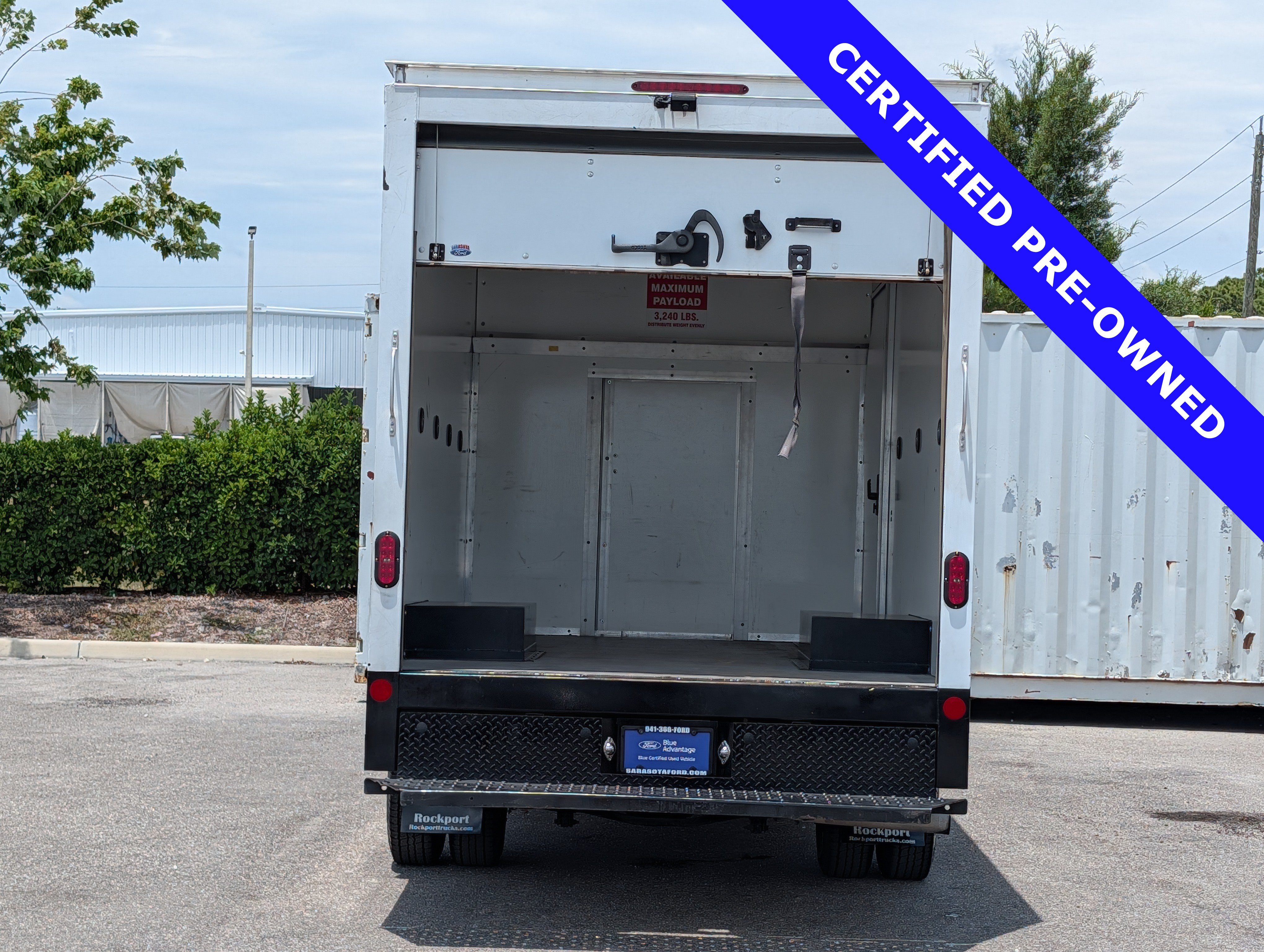 Certified 2022 Ford Transit 350 DRW RWD image 13