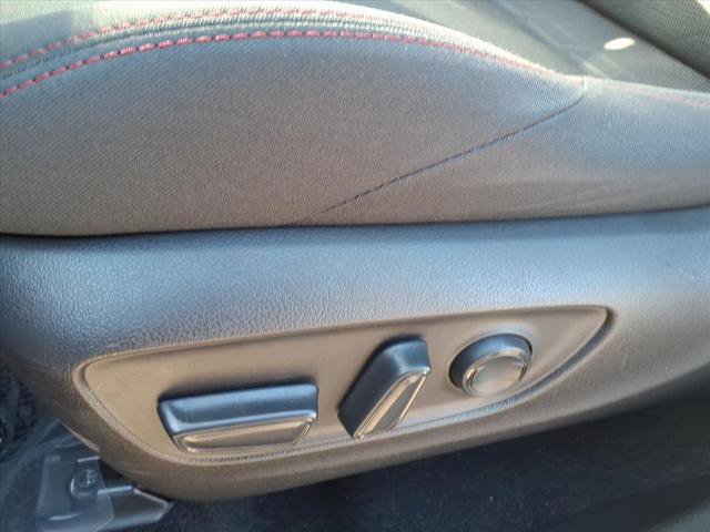 Used 2021 Toyota RAV4 SE w/ Weather & Moonroof Package image 18