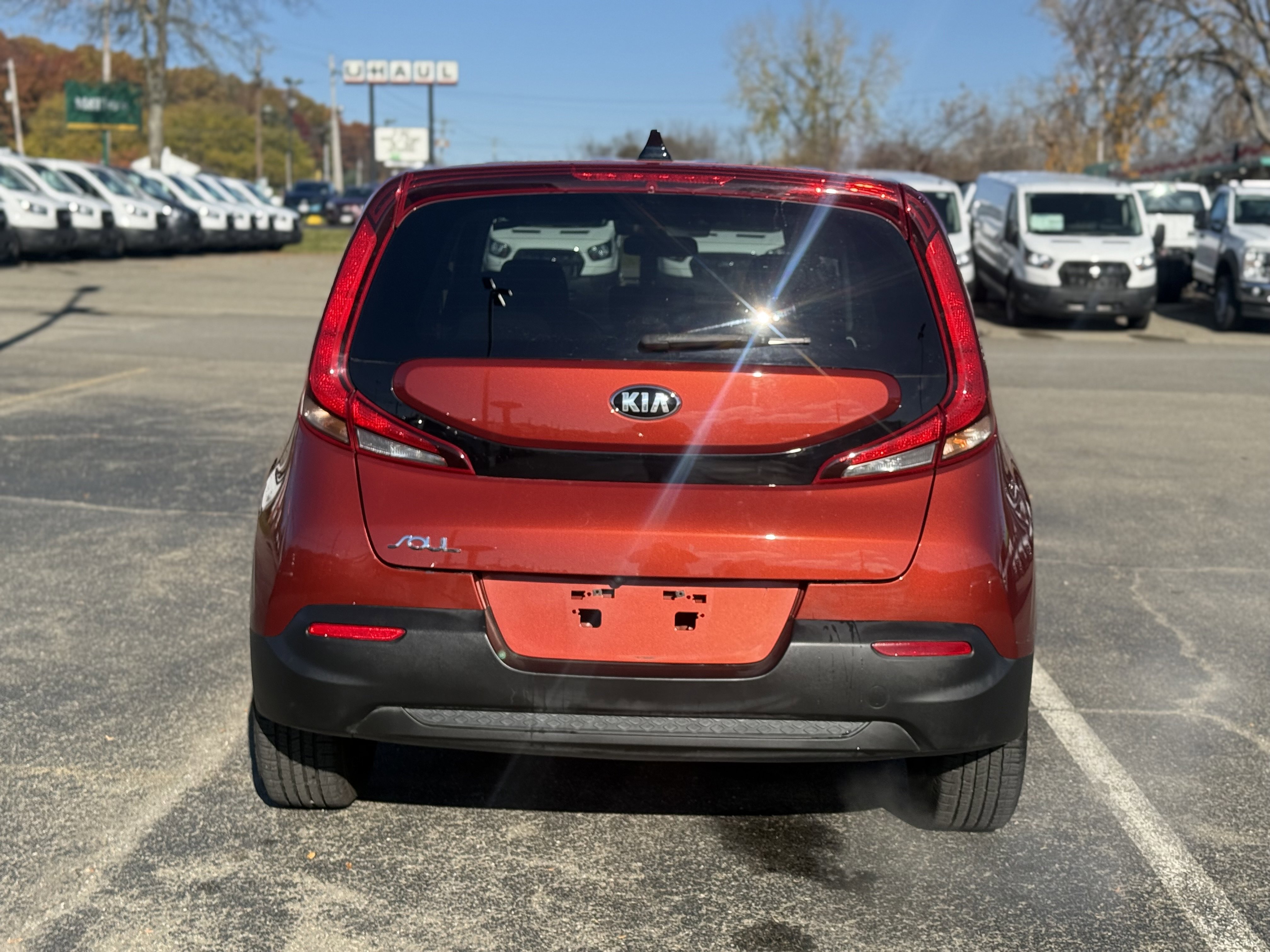 Used 2021 Kia Soul LX image 3