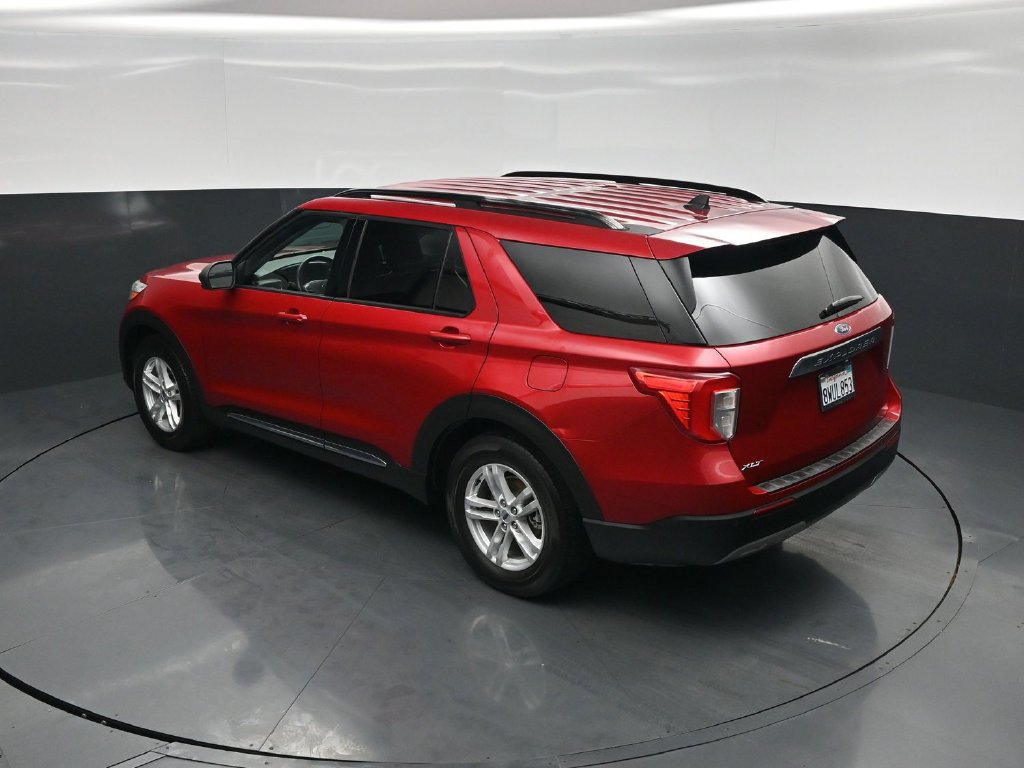 Certified 2021 Ford Explorer XLT w/ Equipment Group 202A RWD image 42