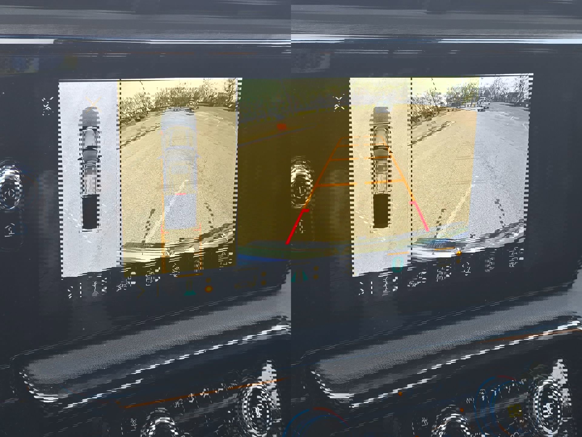 Used 2023 GMC Sierra 1500 AT4 w/ Technology Package image 17