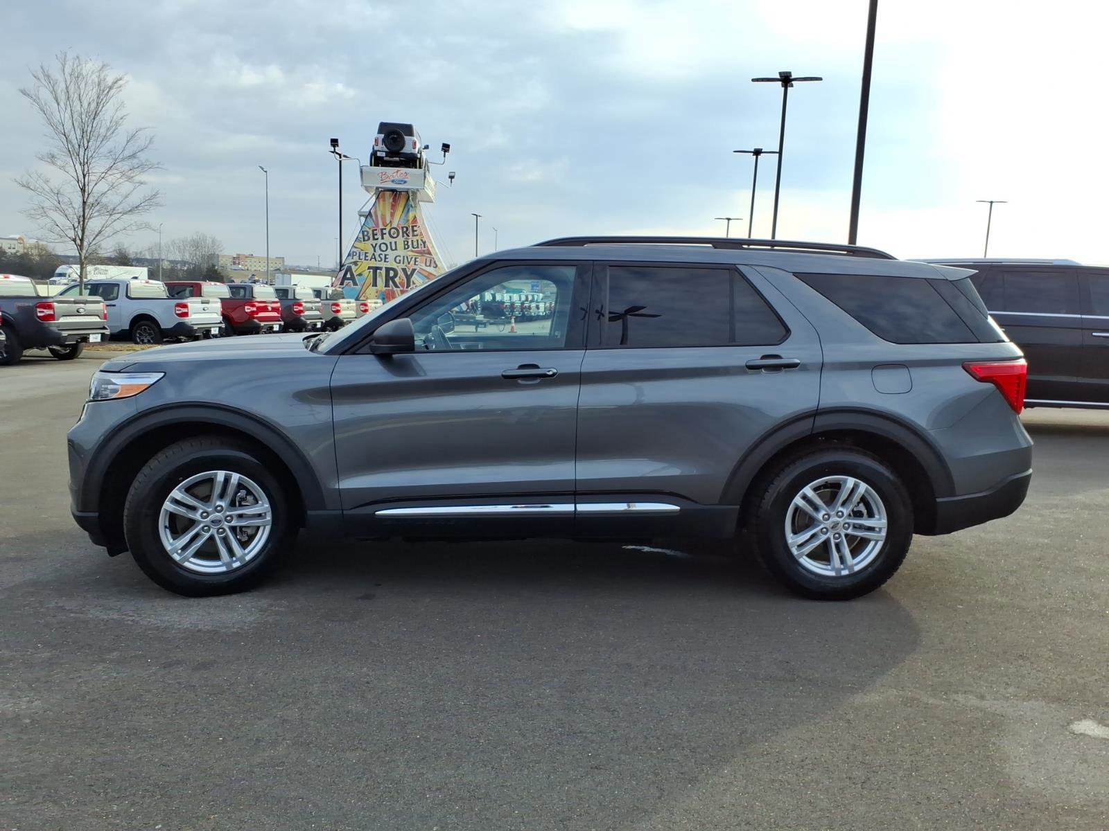 Certified 2024 Ford Explorer XLT w/ Equipment Group 202A image 2