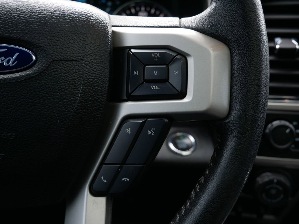 Certified 2019 Ford F150 Lariat w/ Equipment Group 502A Luxury image 21