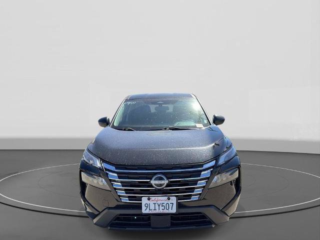 Used 2024 Nissan Rogue S FWD image 2