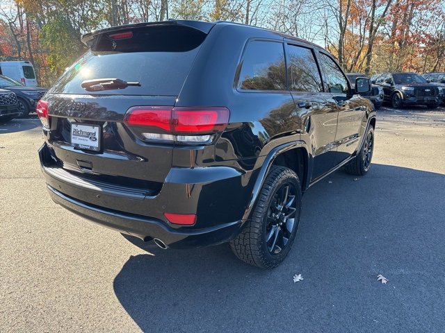 Used 2021 Jeep Grand Cherokee Laredo X image 5