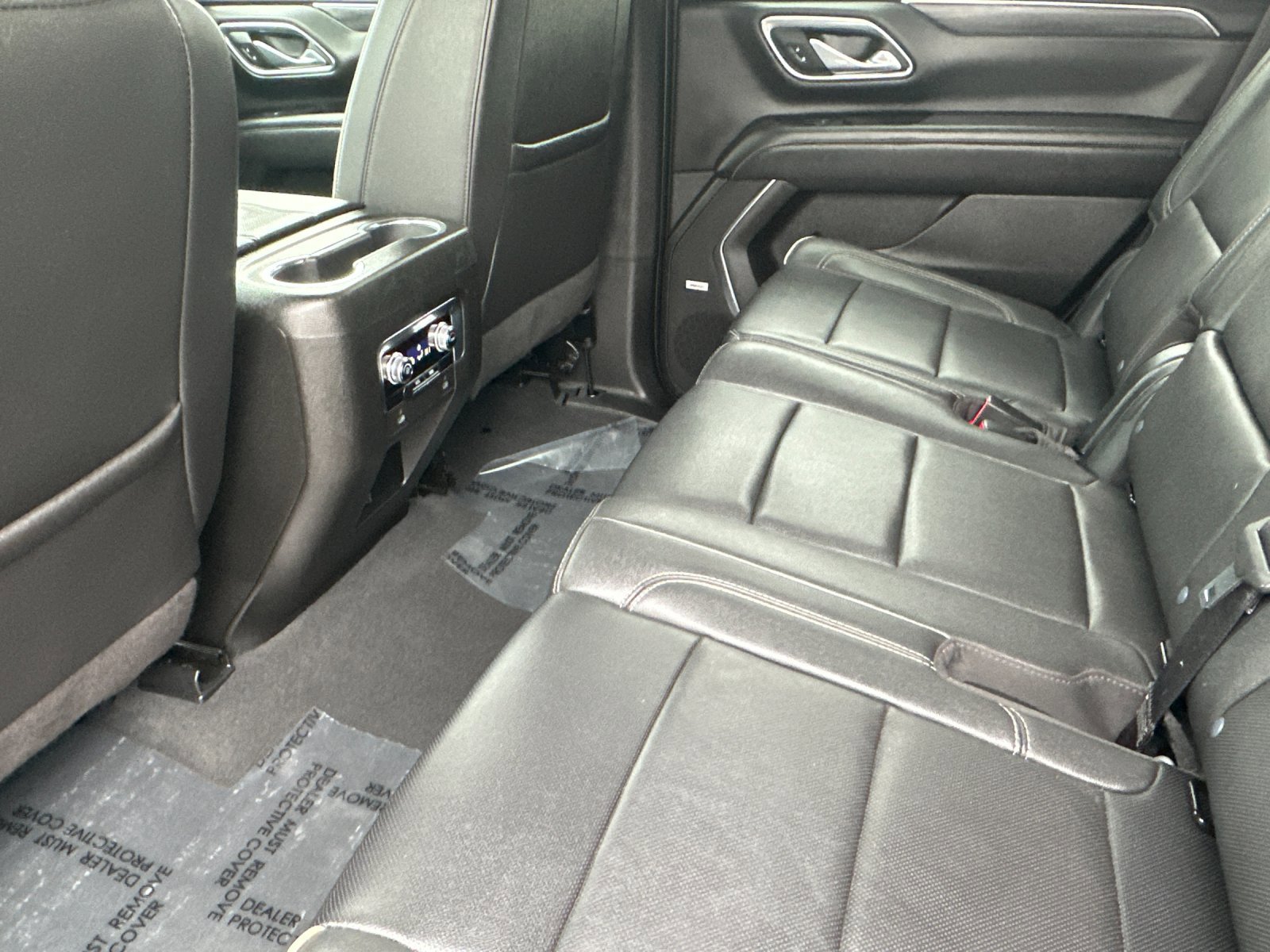 Used 2023 GMC Yukon SLT image 12