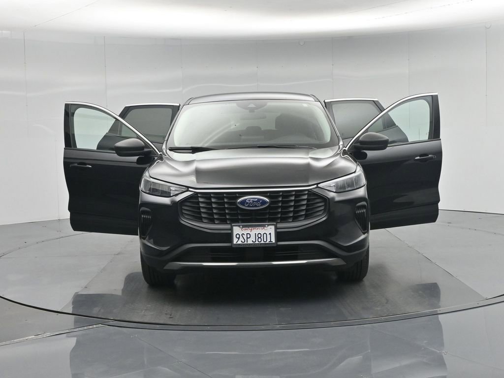 Certified 2023 Ford Escape Active AWD/4WD image 30