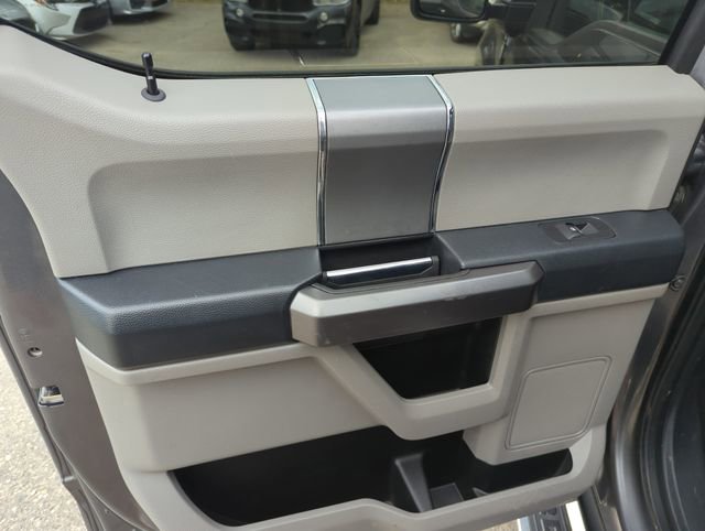 Certified 2022 Ford F250 XLT w/ XLT Premium Package AWD/4WD image 13