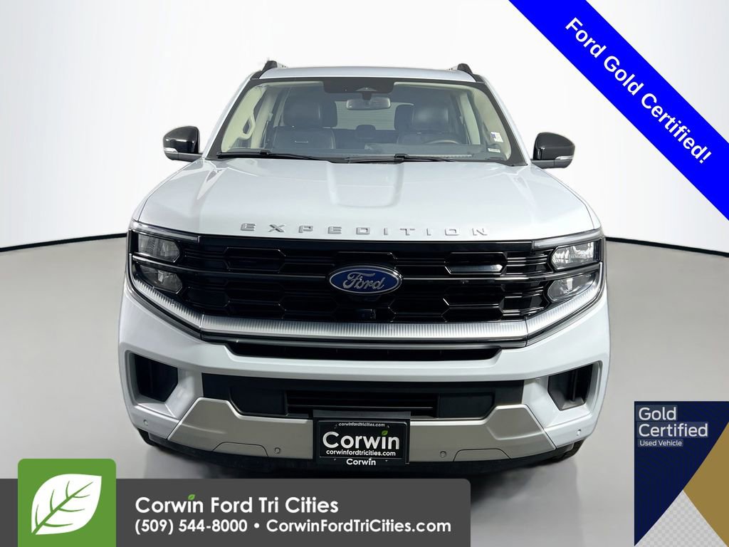 Certified 2025 Ford Expedition Max Platinum AWD/4WD image 4