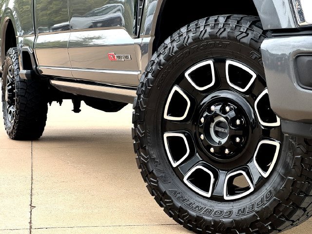 Certified 2025 Ford F250 Platinum AWD/4WD image 7