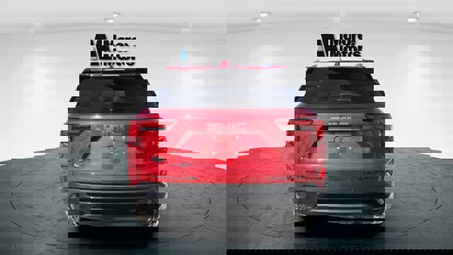 Used 2025 GMC Terrain Elevation w/ Black Edition image 4