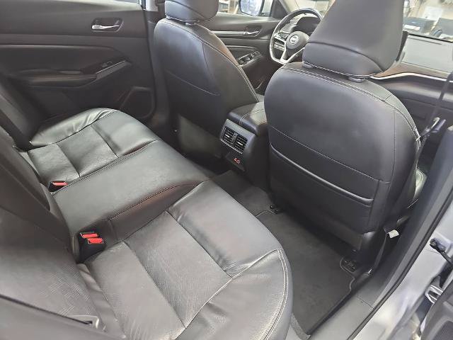 Used 2023 Nissan Altima 2.5 SL FWD image 11