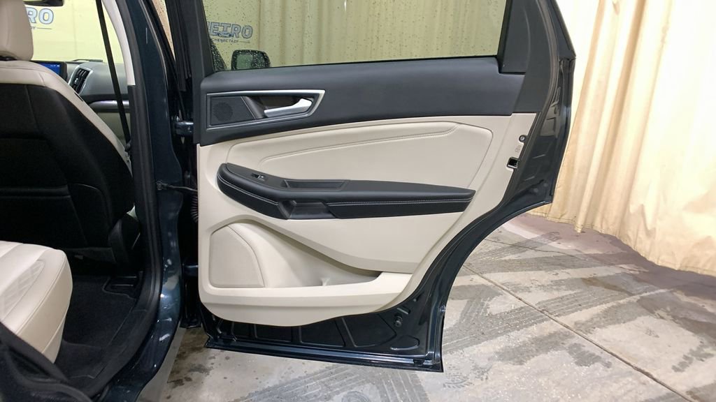 Certified 2023 Ford Edge Titanium w/ Equipment Group 301A image 15