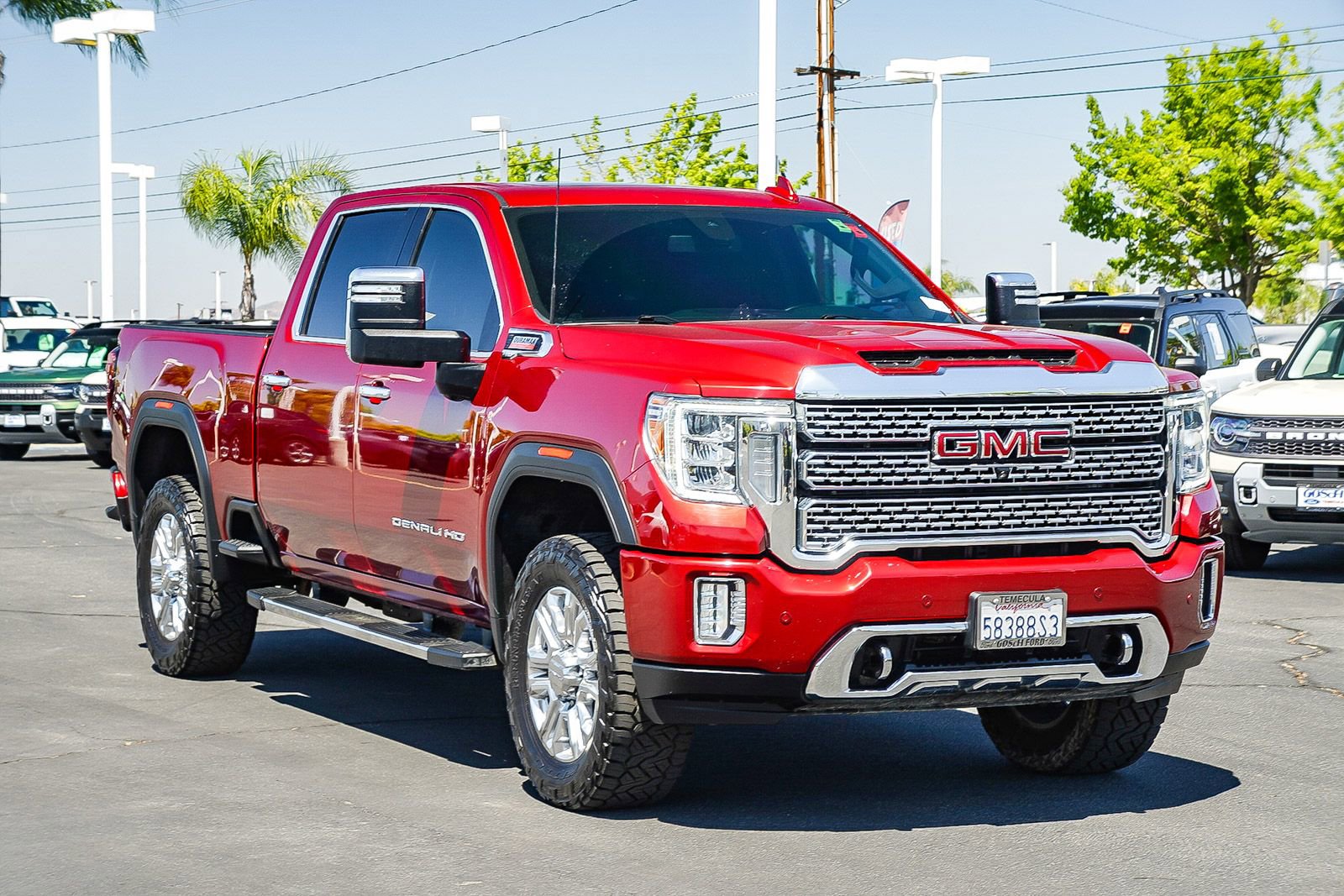 Used 2023 GMC Sierra 2500 Denali AWD/4WD image 3
