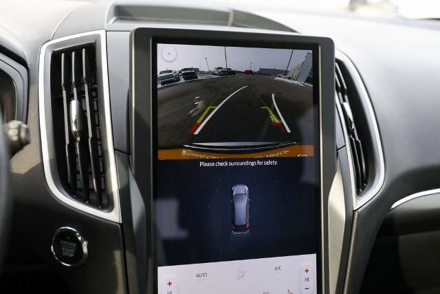 Certified 2022 Ford Edge ST-Line w/ Class II Trailer Tow Package image 35